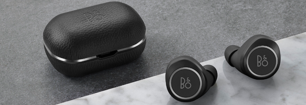 Emparejar los auriculares izquierdo y derecho de los Beoplay E8 (3.ª gen.)  con la versión de software 5.7.0 – Soporte técnico Bang & Olufsen